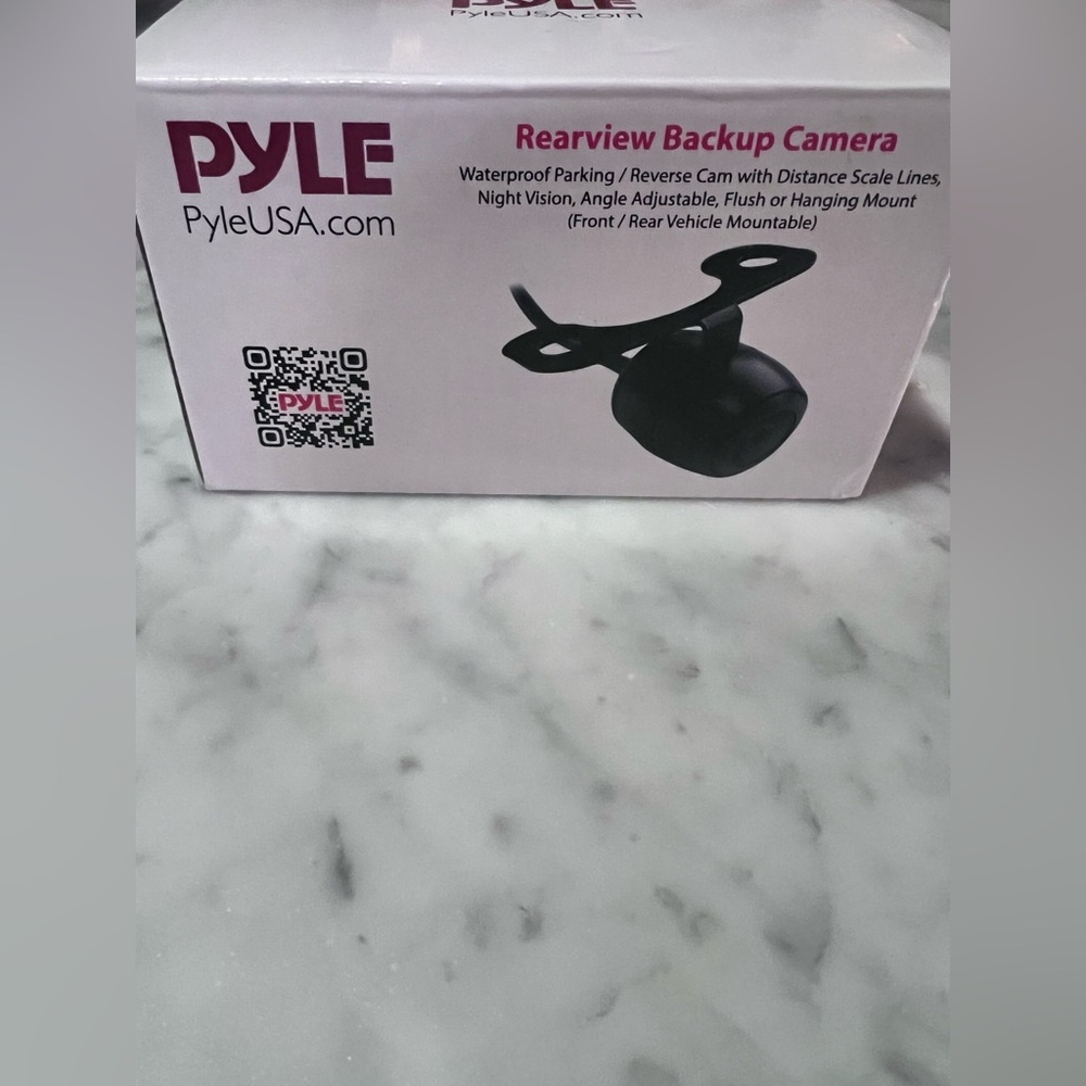 Brand new PYLE Rearview Backup camera - Picture 3 of 5